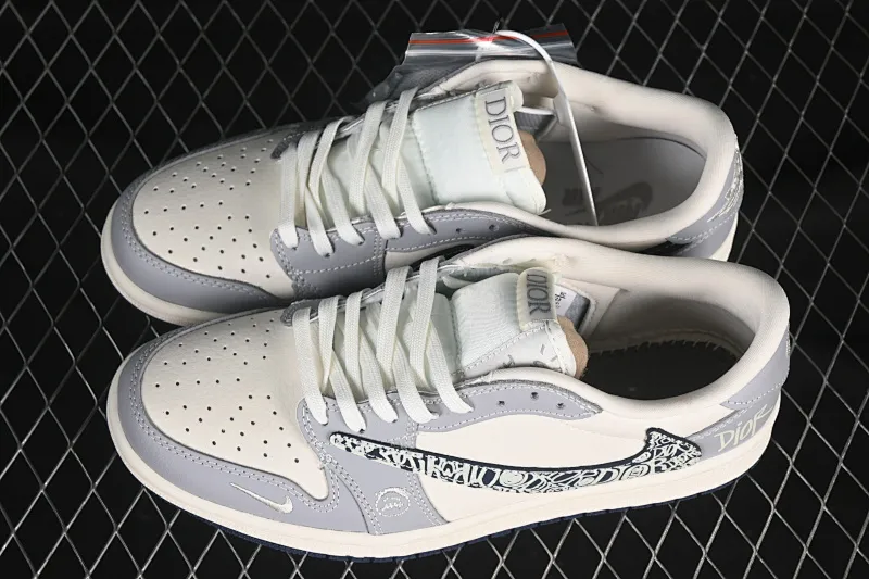 All categories Air Jordan Jordan series basketball shoes Air Jordan 1 Low High-end customized low-top sneakers Travis Scott x Fragment Design x Air Jordan 1 Low OG SP AJ1 Dior joint embossed pattern low-top cultural casual sneakers XS2024-023